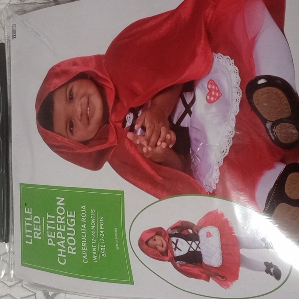 Little Red/Petit Chaperon Rouge Costume, NWT